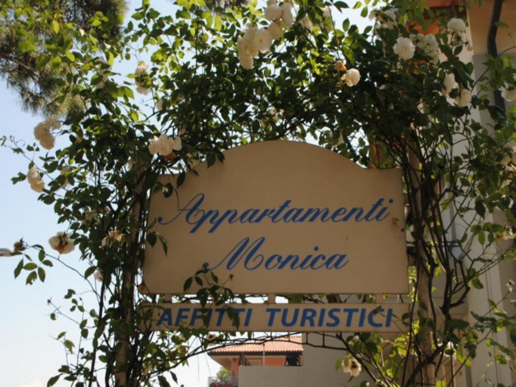 Monica Appartamenti Sirmione Exterior photo