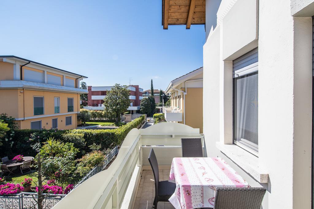 Monica Appartamenti Sirmione Exterior photo