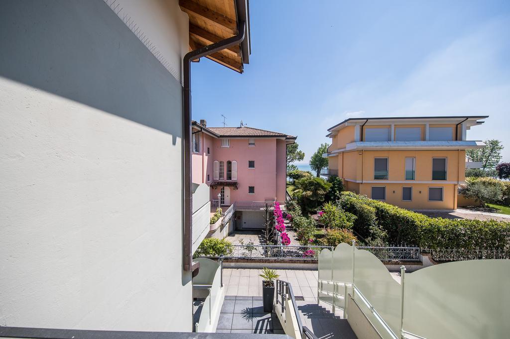 Monica Appartamenti Sirmione Exterior photo